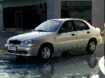  2  Chevrolet Lanos  (1  2005 2009)