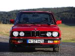  84  BMW 5 serie  (E28 1981 1988)