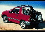  15  Chevrolet Tracker  (2  1998 2004)